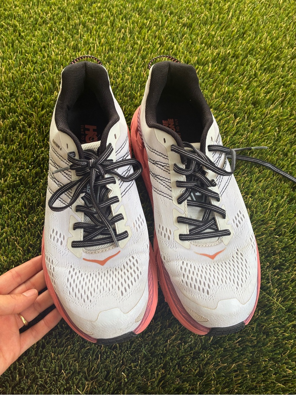 Shoes hoka